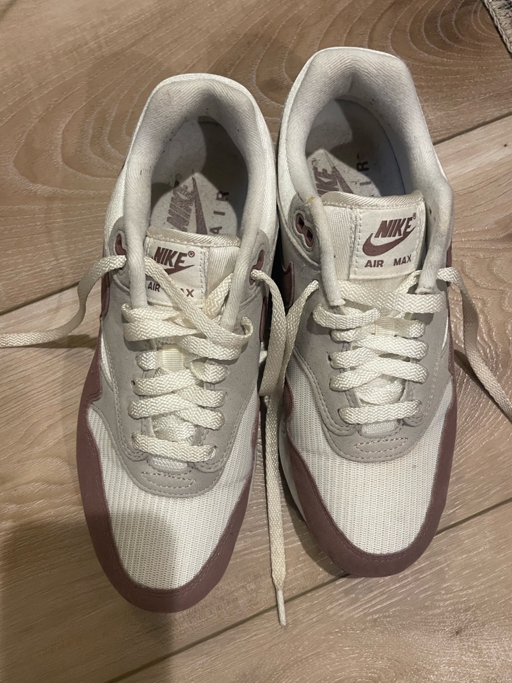 Nike Air Max 1 Women’s White Plum Grey Sneakers Size 9 DZ2628-104